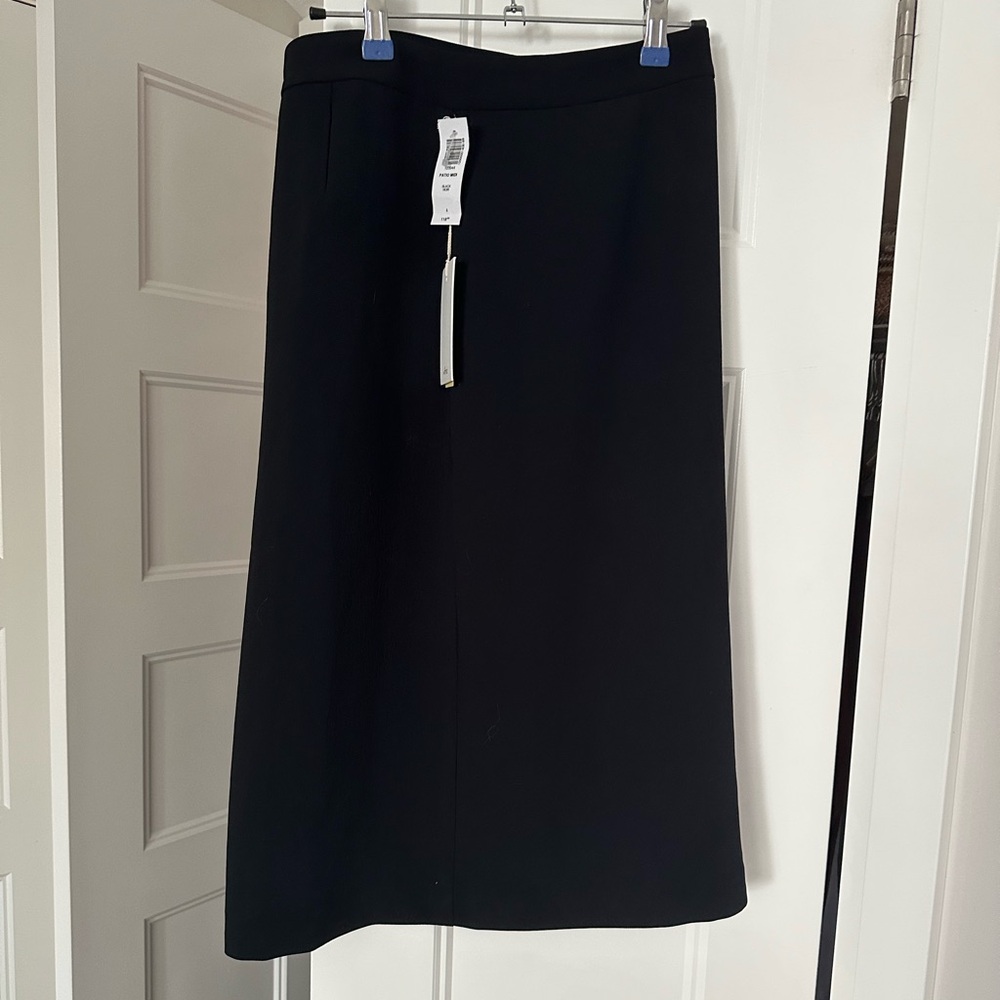 New Aritzia Wilfred Patio midi Skirt